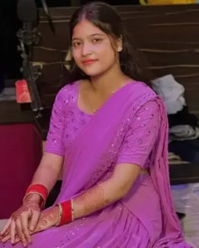 Khamla Call Girls Service